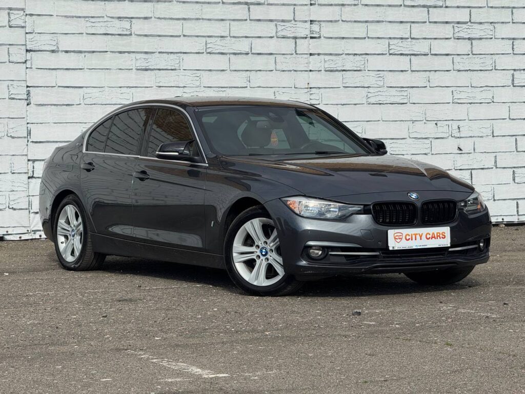 BMW 330e F30