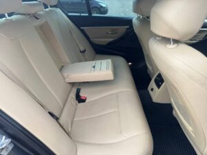 BMW 330e F30