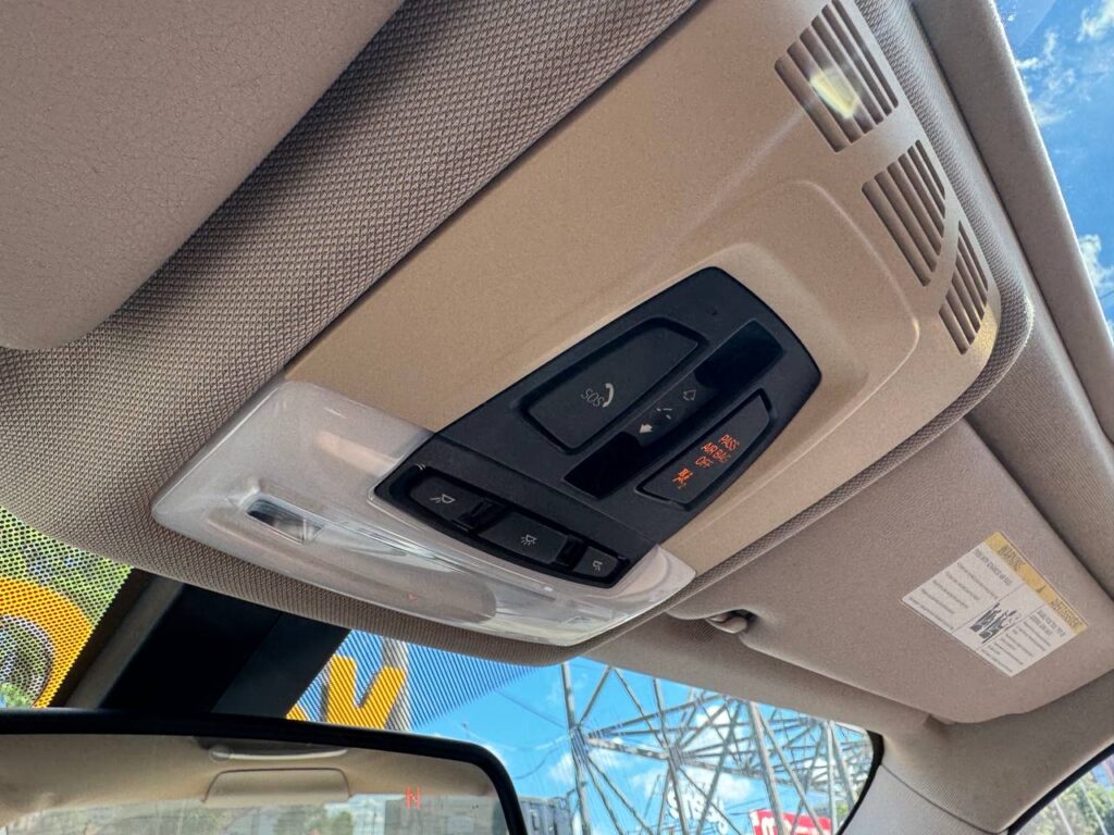 Автомобиль