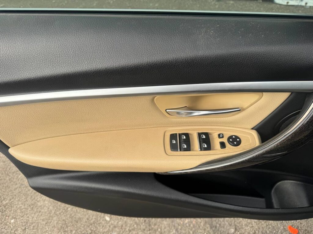 Автомобиль