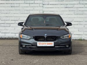 BMW 330e F30