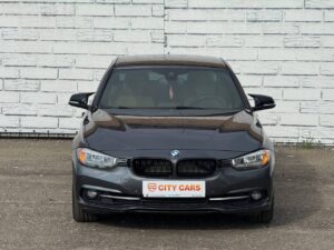 BMW 330e F30