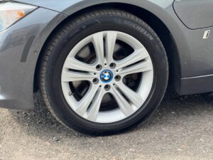 BMW 330e F30